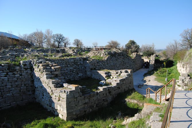 Troy and Gallipoli Day Trip from Canakkale - Troy archaeology: seeing nine cities layered over legend